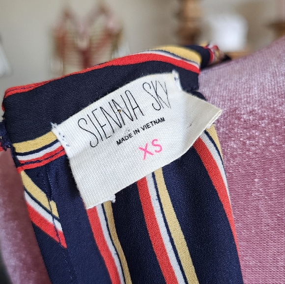 Sienna Sky jumpsuit, size XS. - Picture 9 of 9